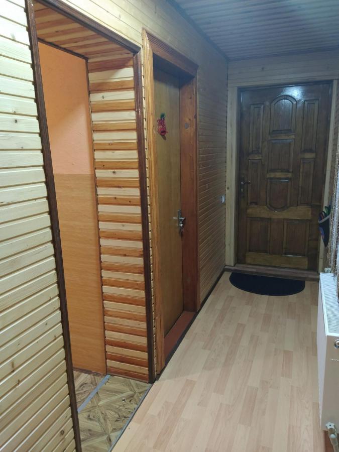 V Ulyanu Hotel Jaremtsje Buitenkant foto