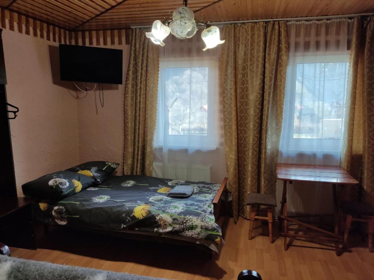 V Ulyanu Hotel Jaremtsje Buitenkant foto